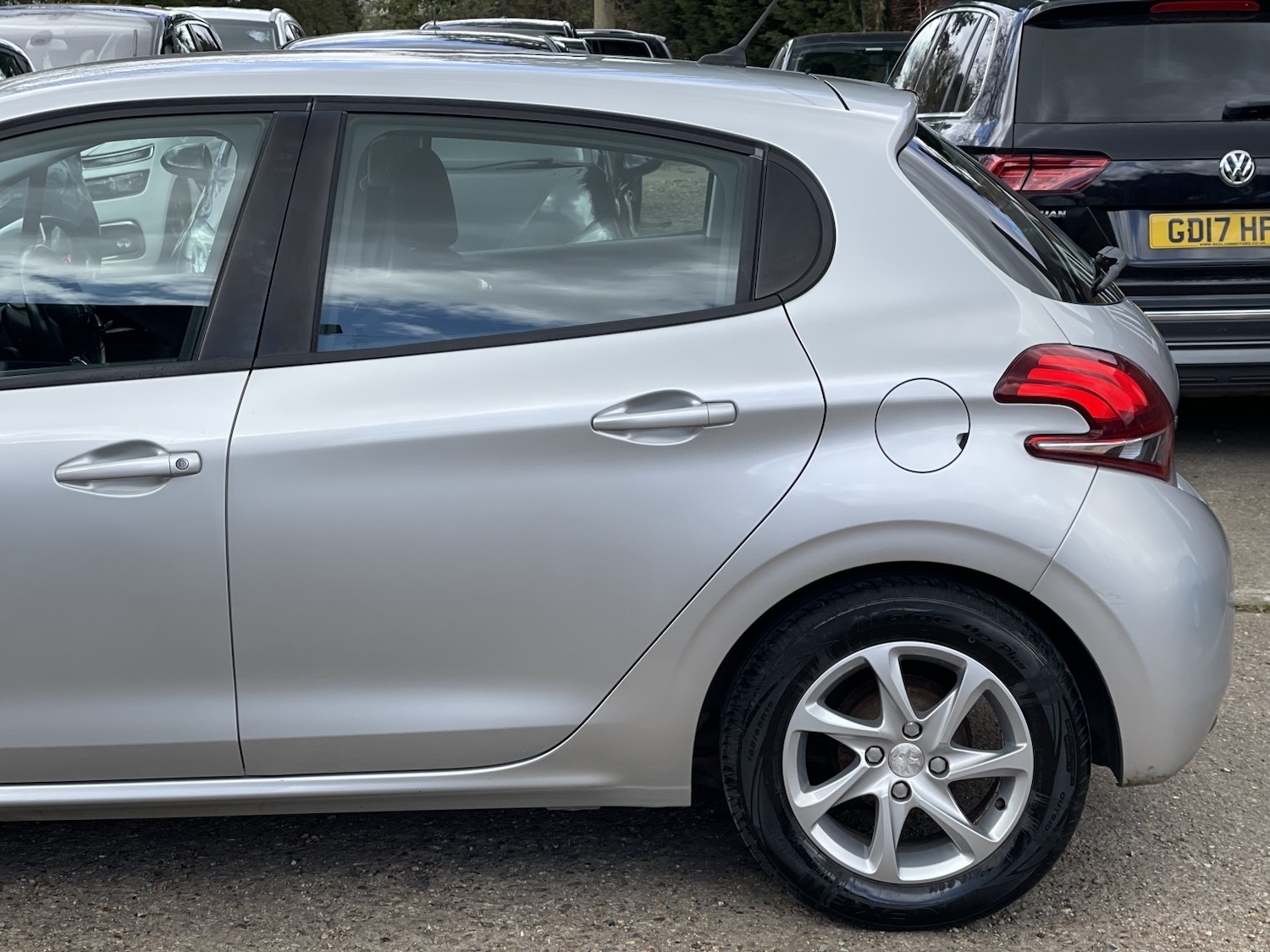 Used Peugeot 208 2017 for sale - 78062249: Photo 28