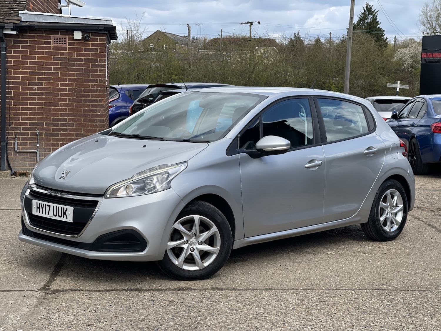 Used Peugeot 208 2017 for sale - 78062249: Photo 8