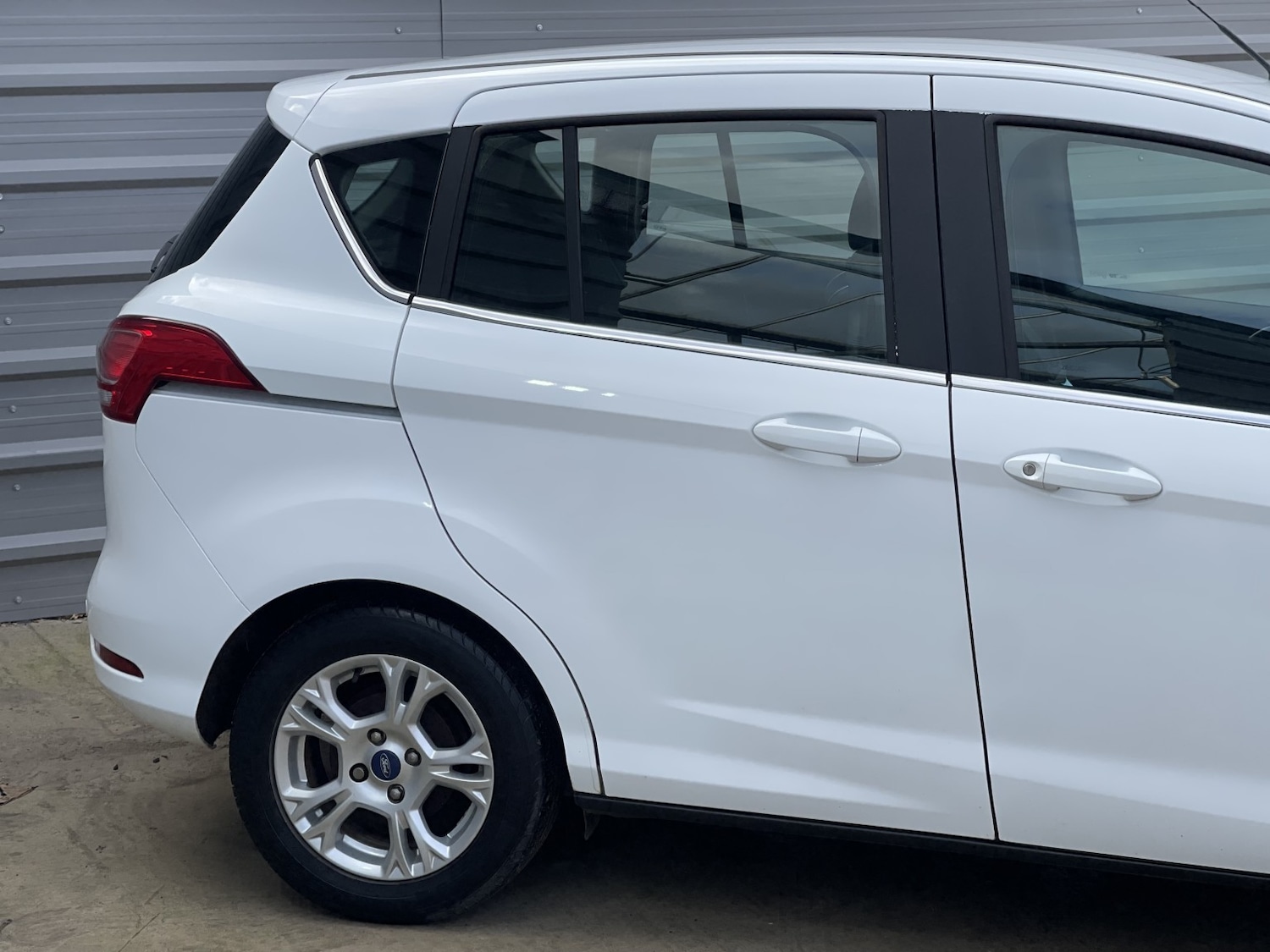 Used Ford B-MAX 2016 for sale - 76571106: Photo 8