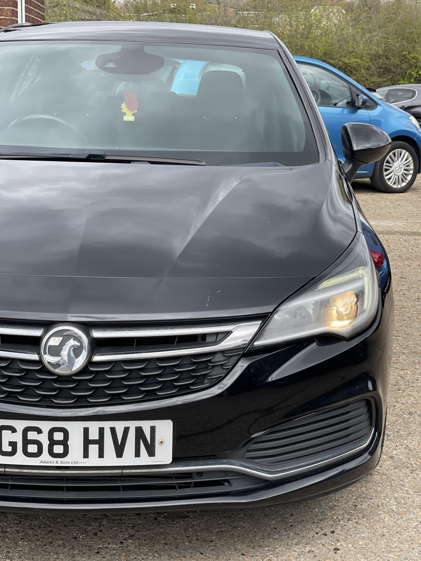 Used Vauxhall Astra 2018 for sale - 78077821: Photo 21