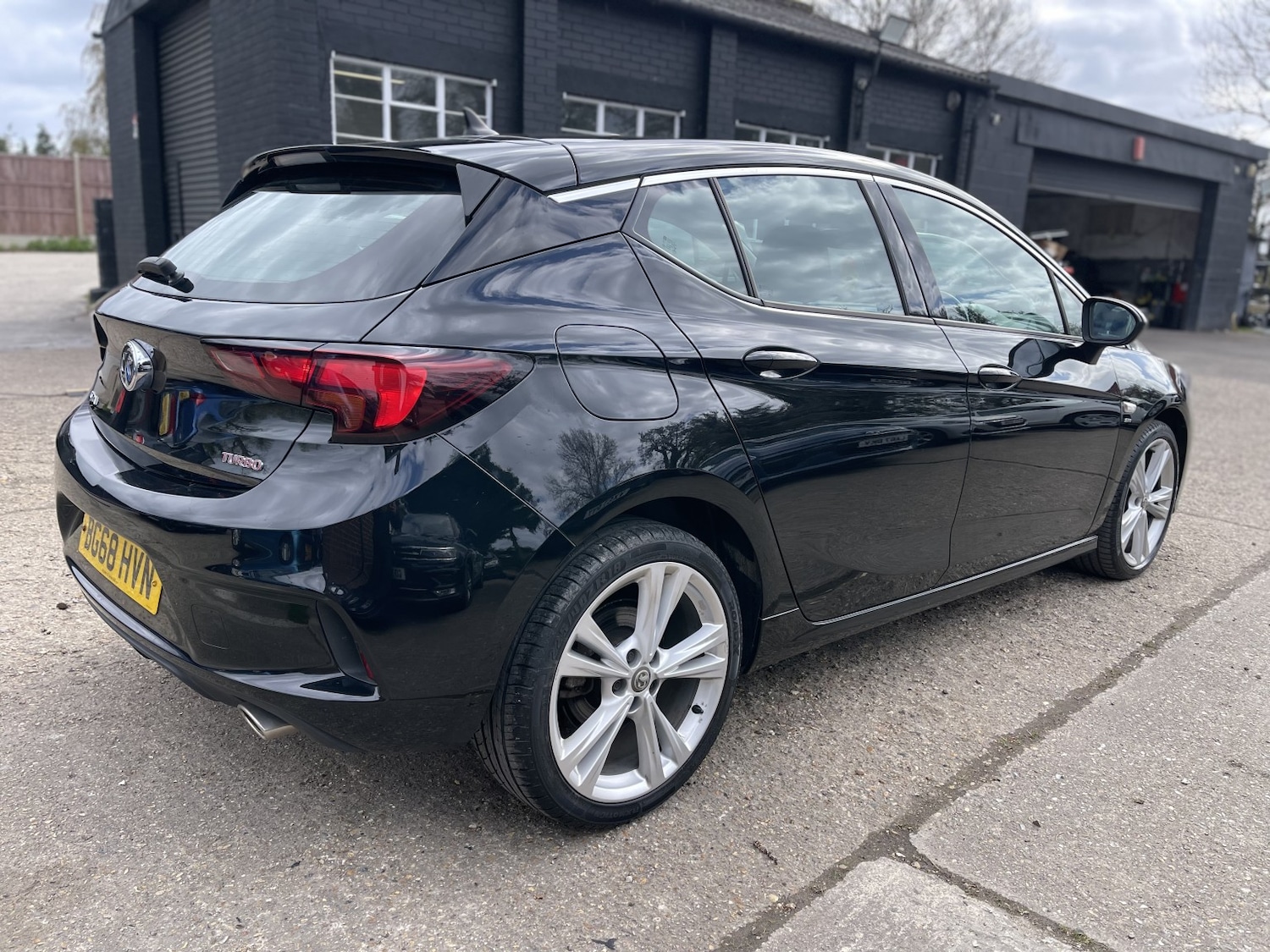 Used Vauxhall Astra 2018 for sale - 78077821: Photo 25