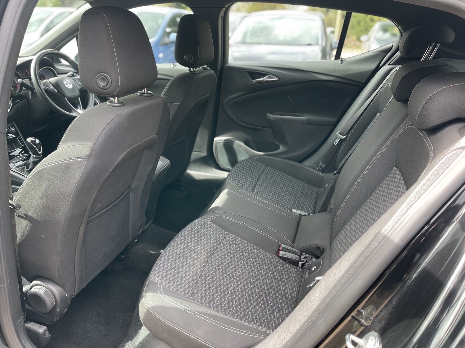 Used Vauxhall Astra 2018 for sale - 78077821: Photo 41