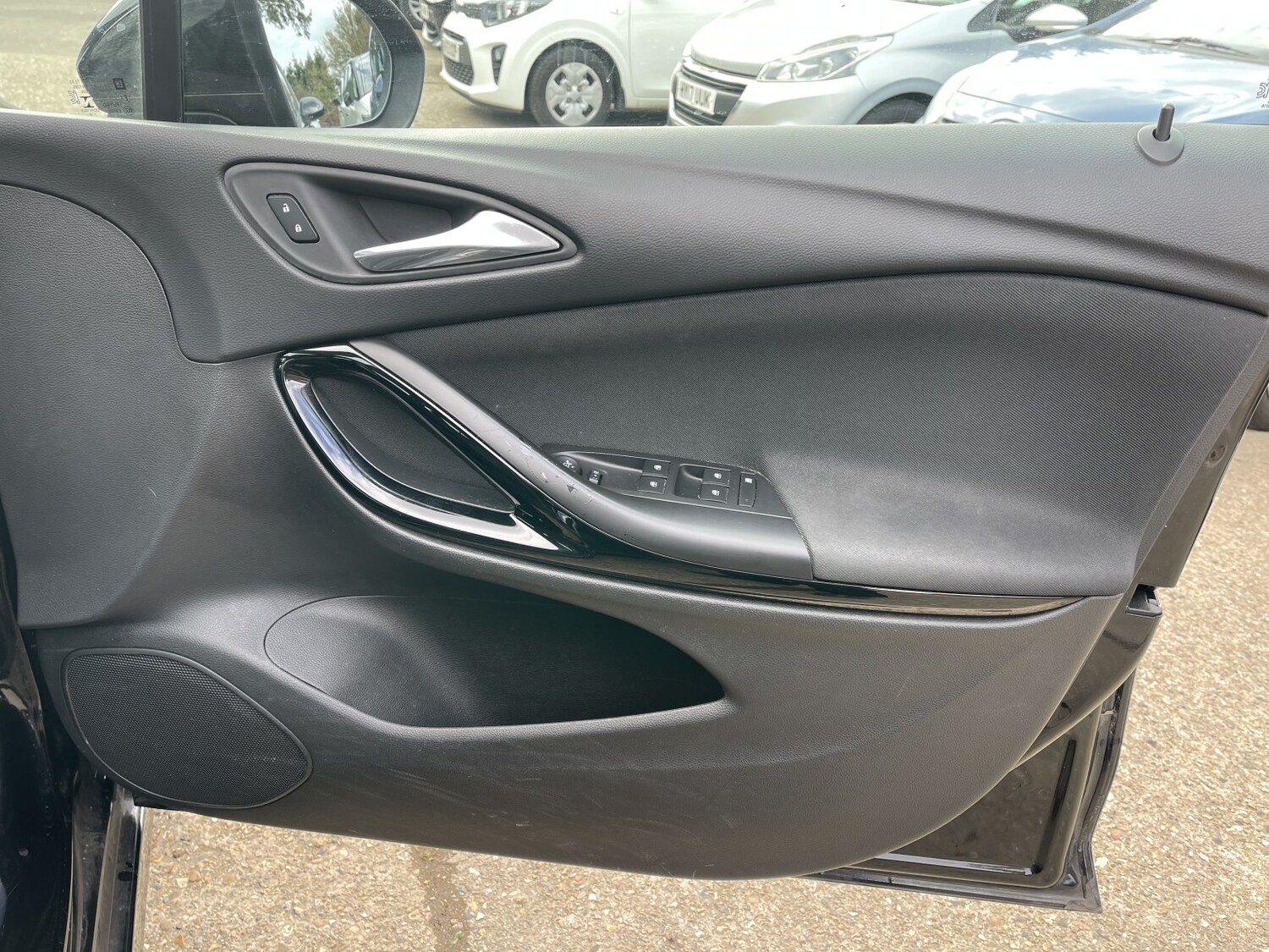 Used Vauxhall Astra 2018 for sale - 78077821: Photo 43