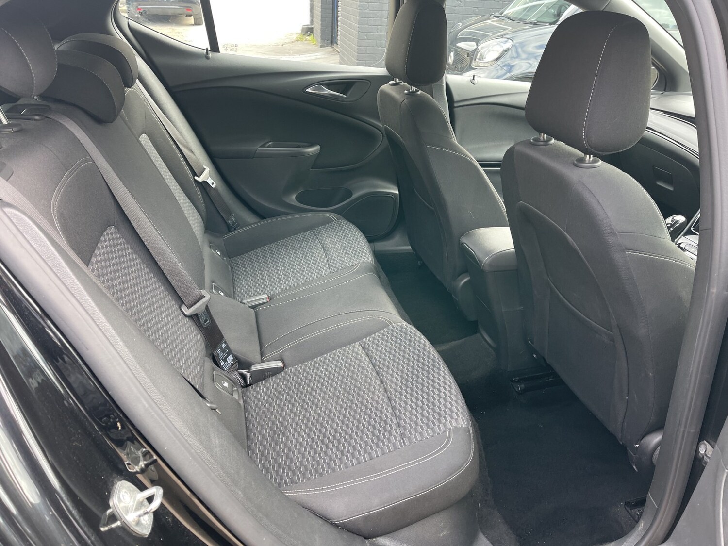 Used Vauxhall Astra 2018 for sale - 78077821: Photo 44