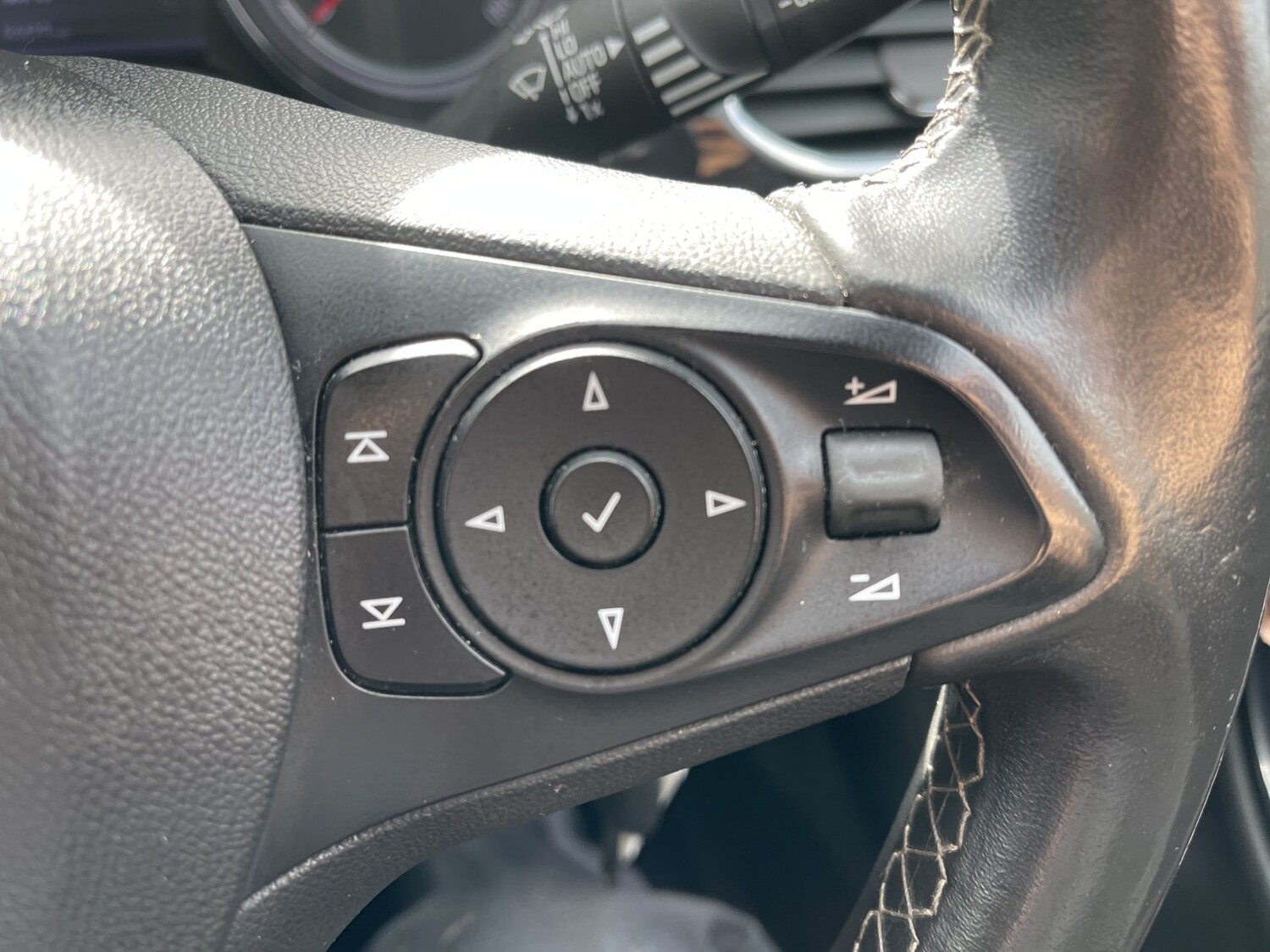 Used Vauxhall Astra 2018 for sale - 78077821: Photo 47