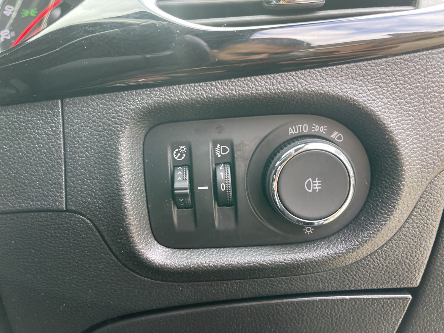 Used Vauxhall Astra 2018 for sale - 78077821: Photo 48