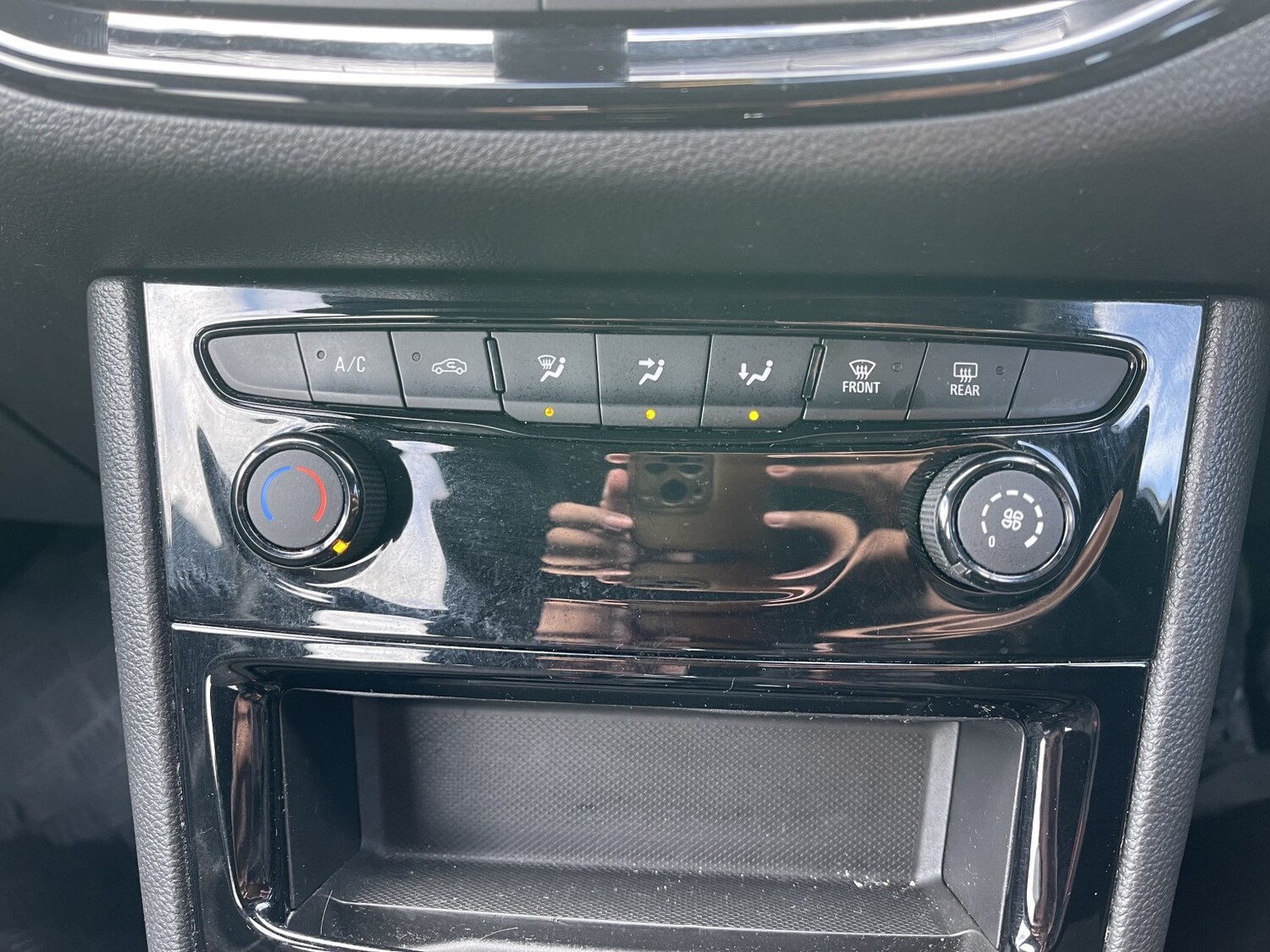 Used Vauxhall Astra 2018 for sale - 78077821: Photo 52