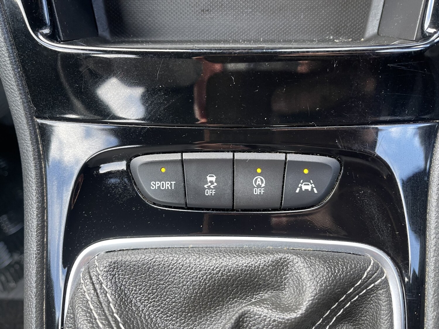 Used Vauxhall Astra 2018 for sale - 78077821: Photo 57