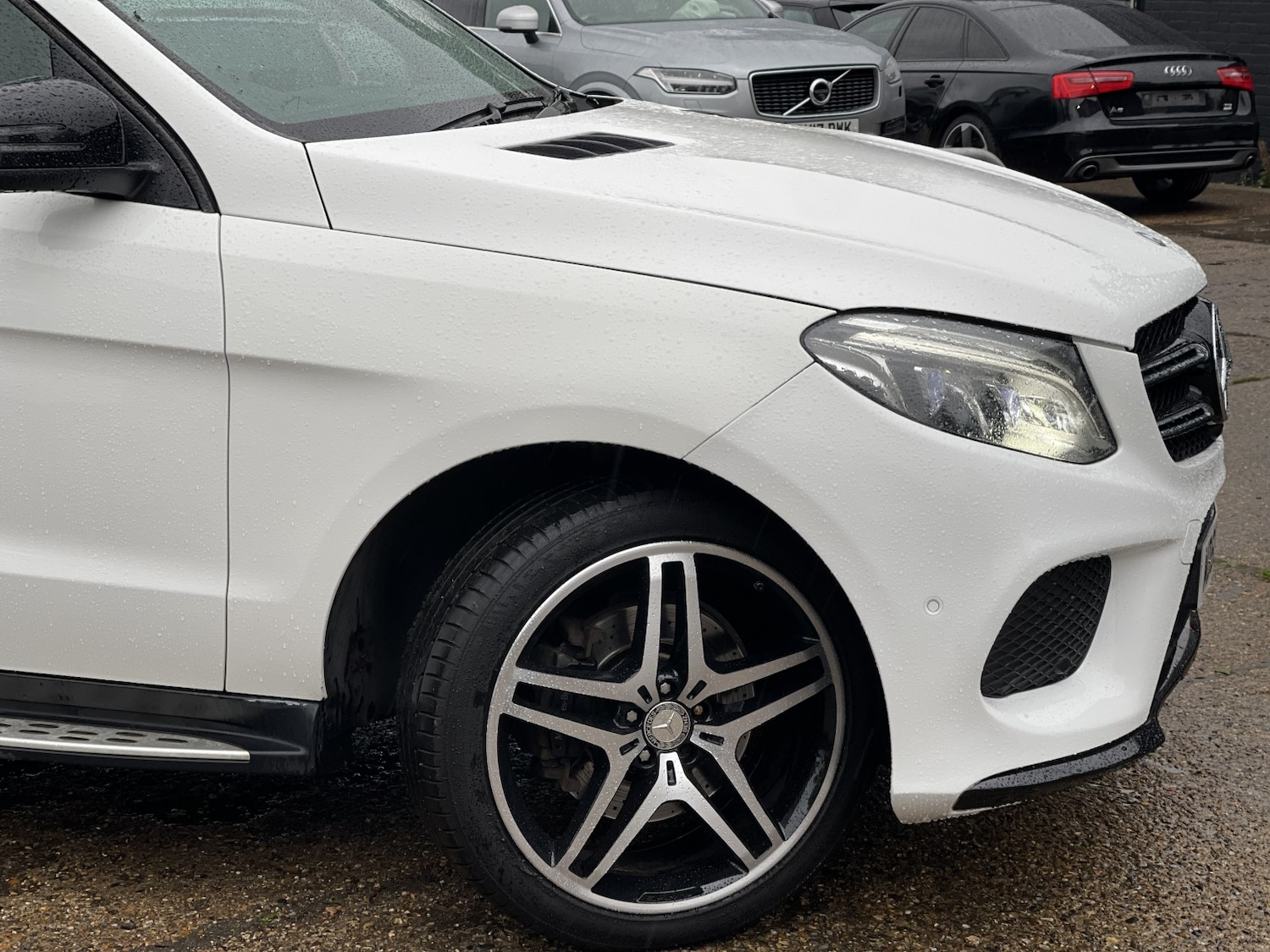 Used Mercedes-Benz GLE-Class 2017 for sale - 76164576: Photo 4