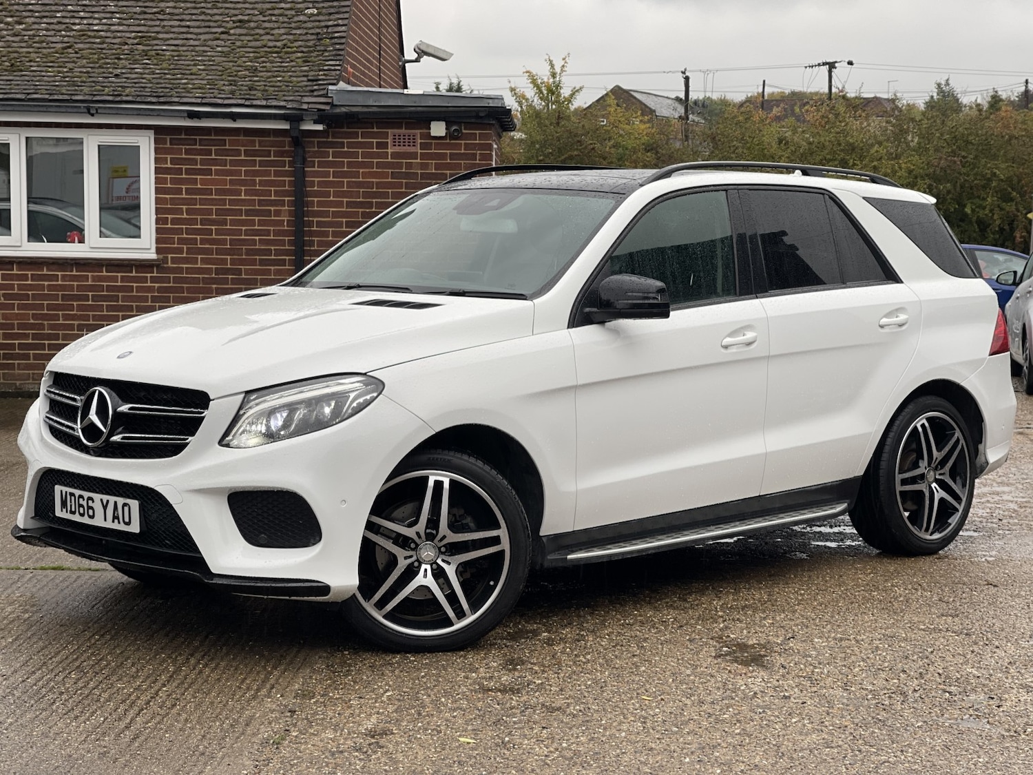 Used Mercedes-Benz GLE-Class 2017 for sale - 76164576: Photo 8