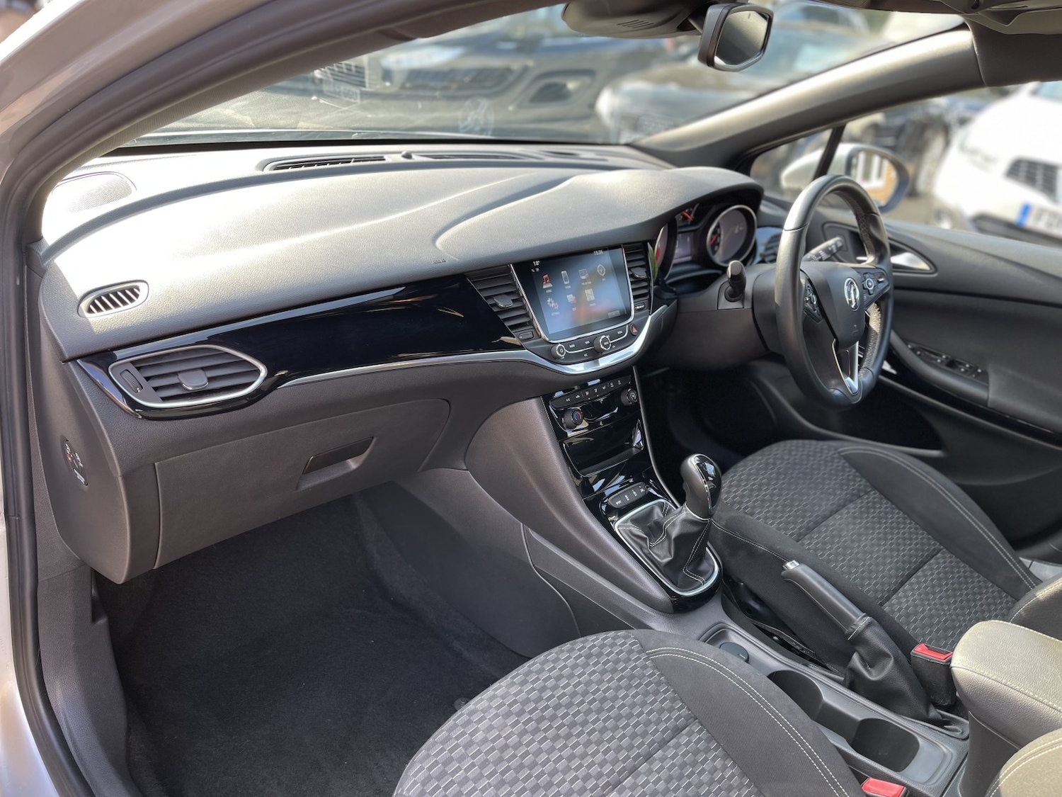 Used Vauxhall Astra 2016 for sale - 76120288: Photo 32