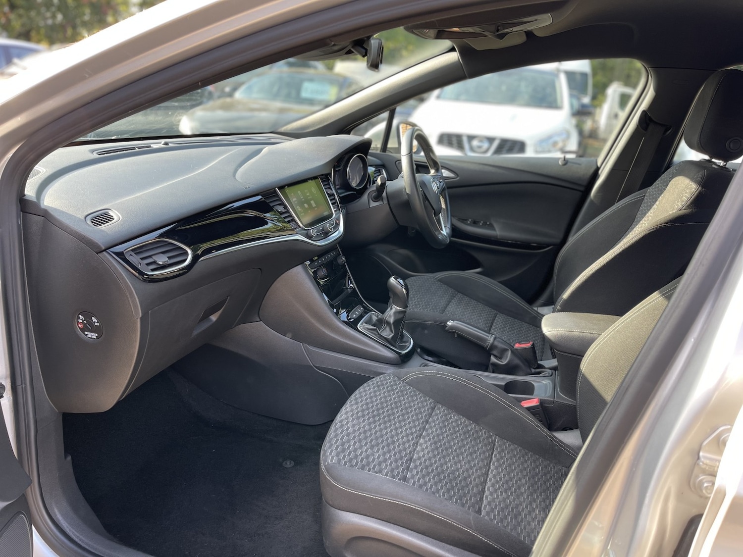 Used Vauxhall Astra 2016 for sale - 76120288: Photo 34