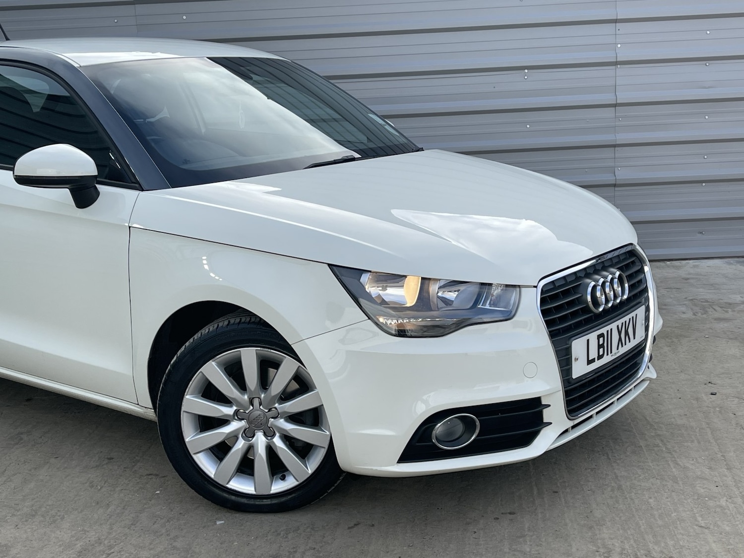 Used Audi A1 2011 for sale - 76643416: Photo 3