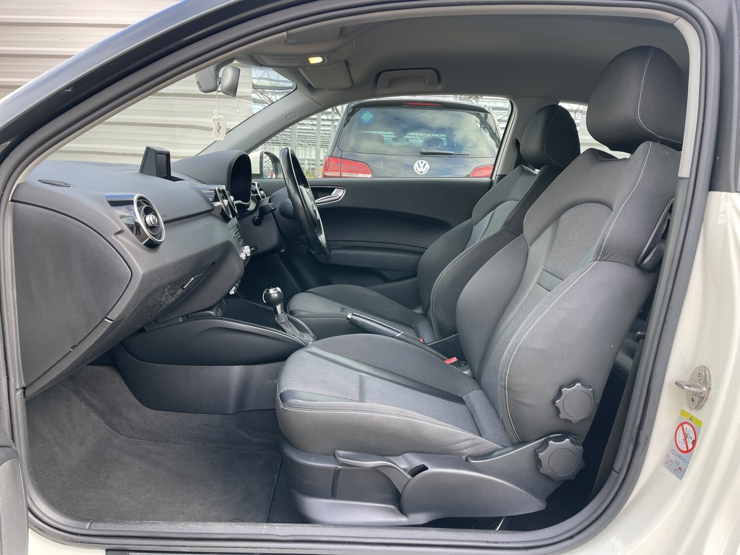 Used Audi A1 2011 for sale - 76643416: Photo 30