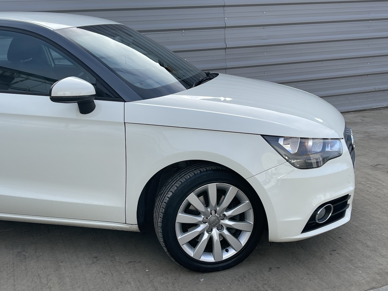 Used Audi A1 2011 for sale - 76643416: Photo 4