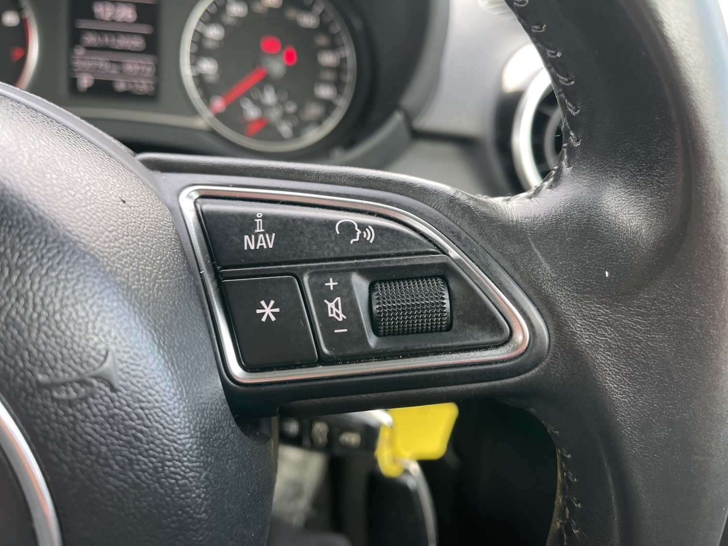 Used Audi A1 2011 for sale - 76643416: Photo 41