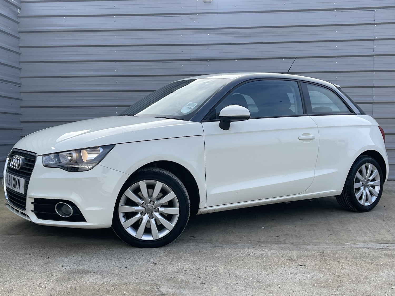 Used Audi A1 2011 for sale - 76643416: Photo 5