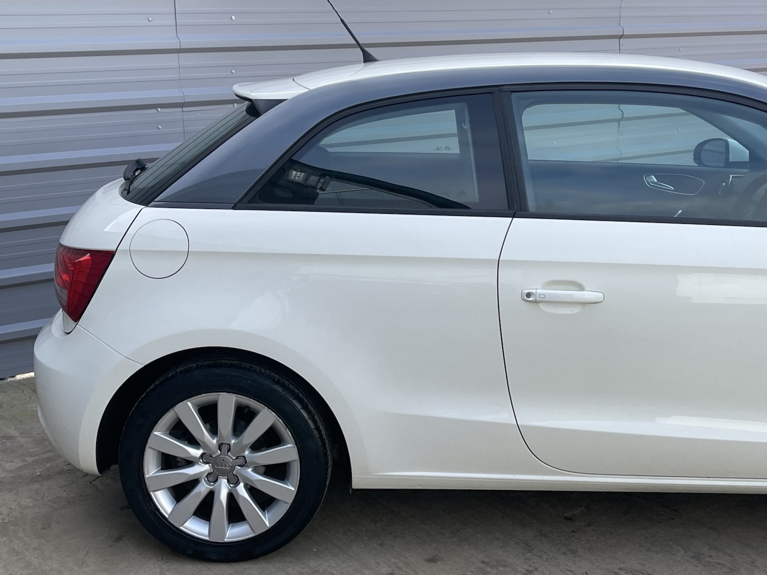 Used Audi A1 2011 for sale - 76643416: Photo 8