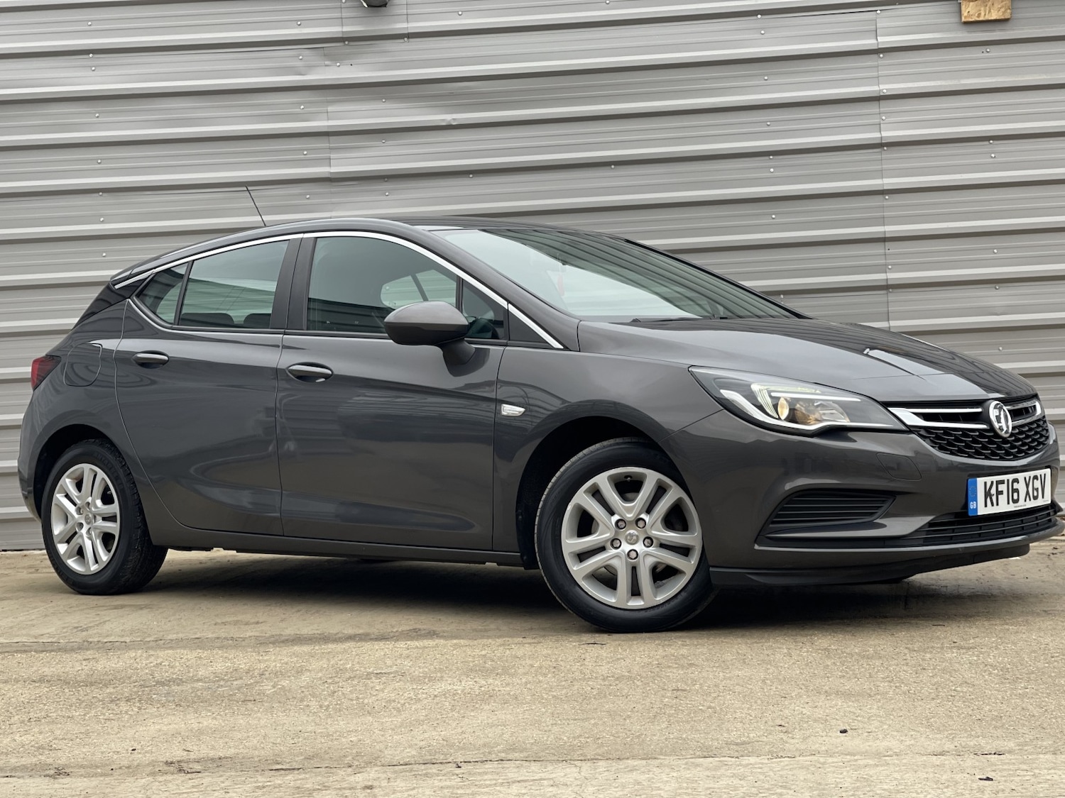 Used Vauxhall Astra 2016 for sale - 76510997: Photo 2