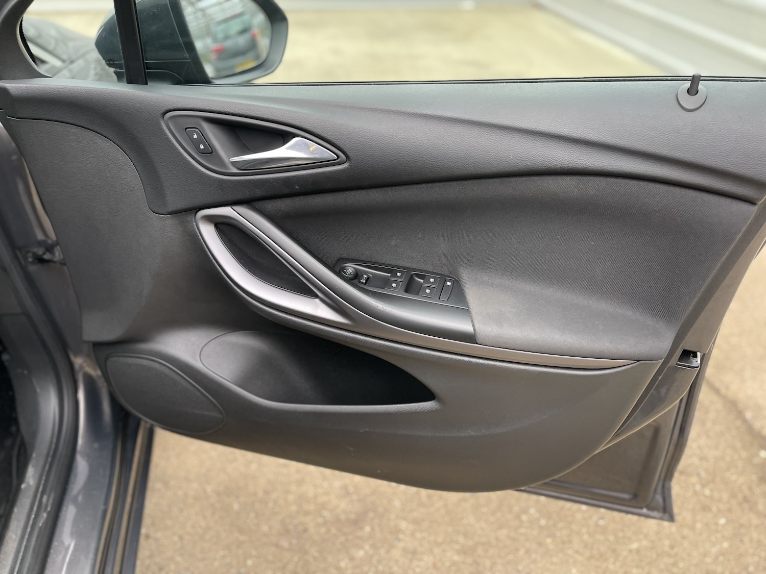 Used Vauxhall Astra 2016 for sale - 76510997: Photo 44