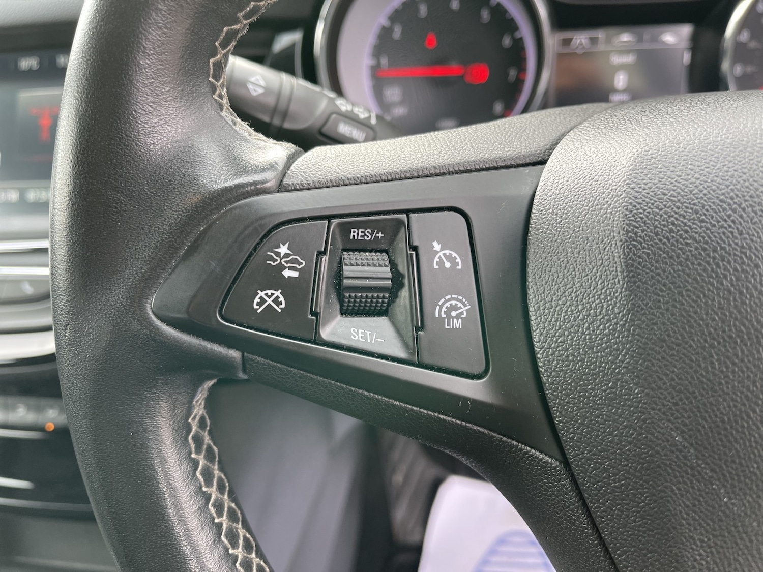 Used Vauxhall Astra 2019 for sale - 77241911: Photo 50