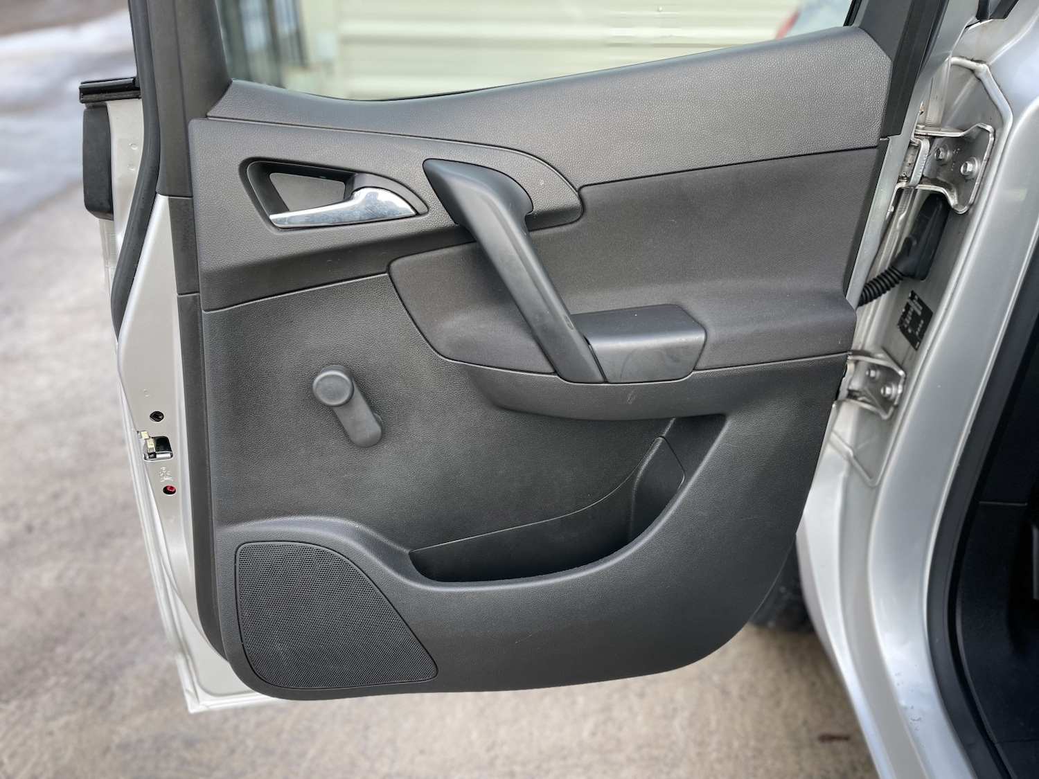 Used Vauxhall Meriva 2011 for sale - 77241916: Photo 49