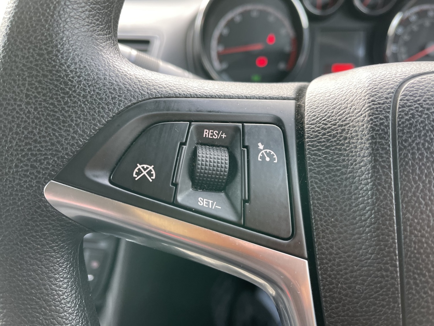 Used Vauxhall Meriva 2011 for sale - 77241916: Photo 53