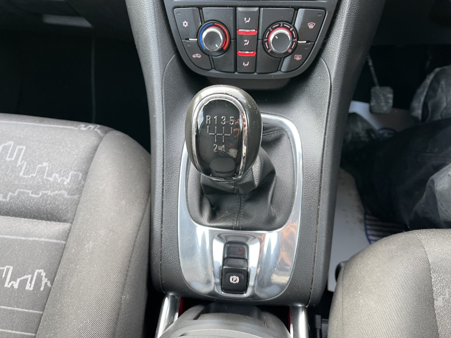 Used Vauxhall Meriva 2011 for sale - 77241916: Photo 57