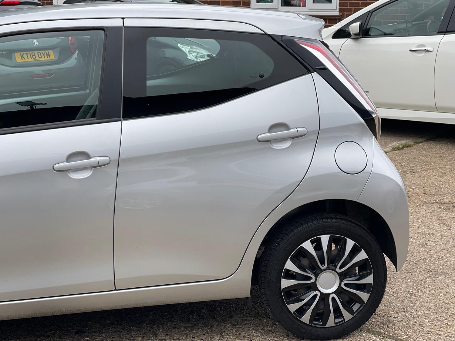 Used Toyota AYGO 2016 for sale - 76016725: Photo 10