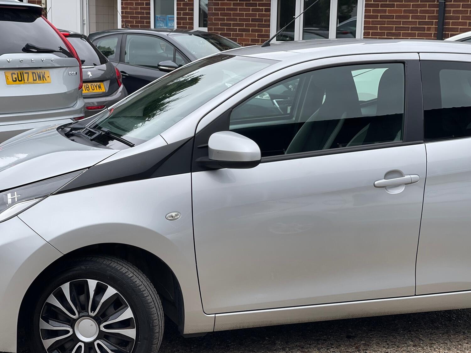 Used Toyota AYGO 2016 for sale - 76016725: Photo 11