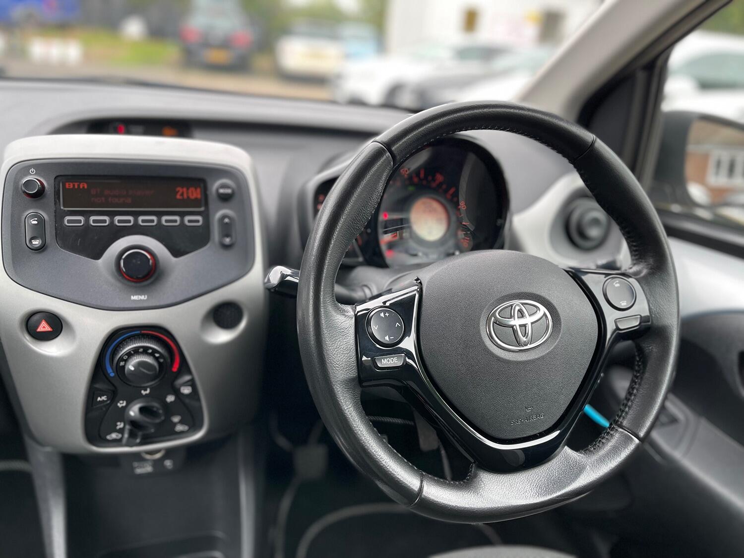 Used Toyota AYGO 2016 for sale - 76016725: Photo 43