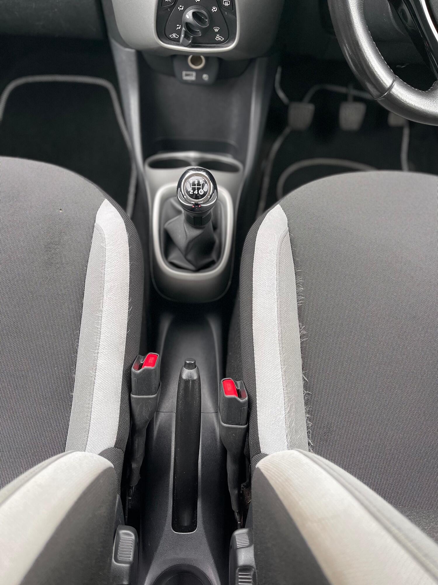 Used Toyota AYGO 2016 for sale - 76016725: Photo 44