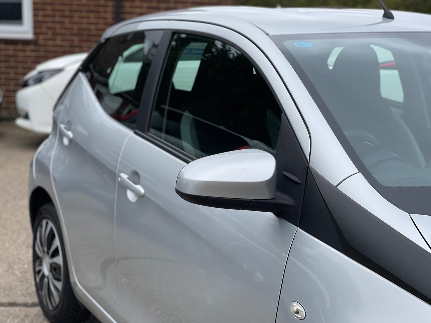 Used Toyota AYGO 2016 for sale - 76016725: Photo 6