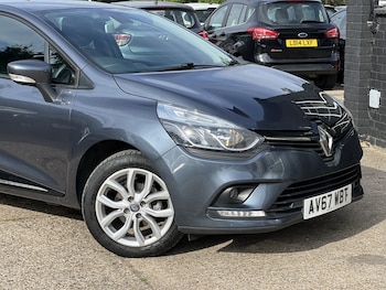 Used Renault Clio 2017 for sale - 78964900: Photo