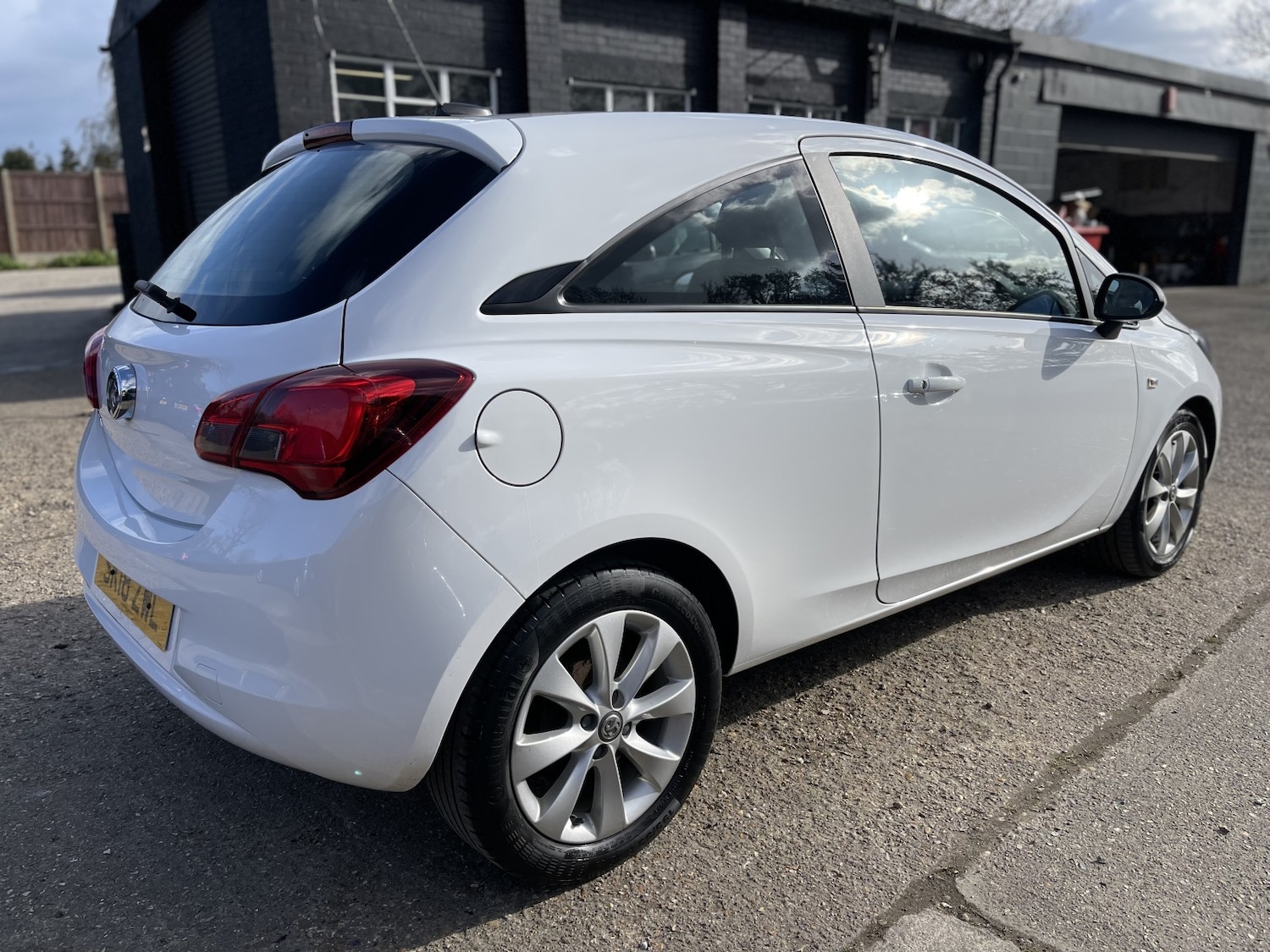 Used Vauxhall Corsa 2018 for sale - 78077852: Photo 21
