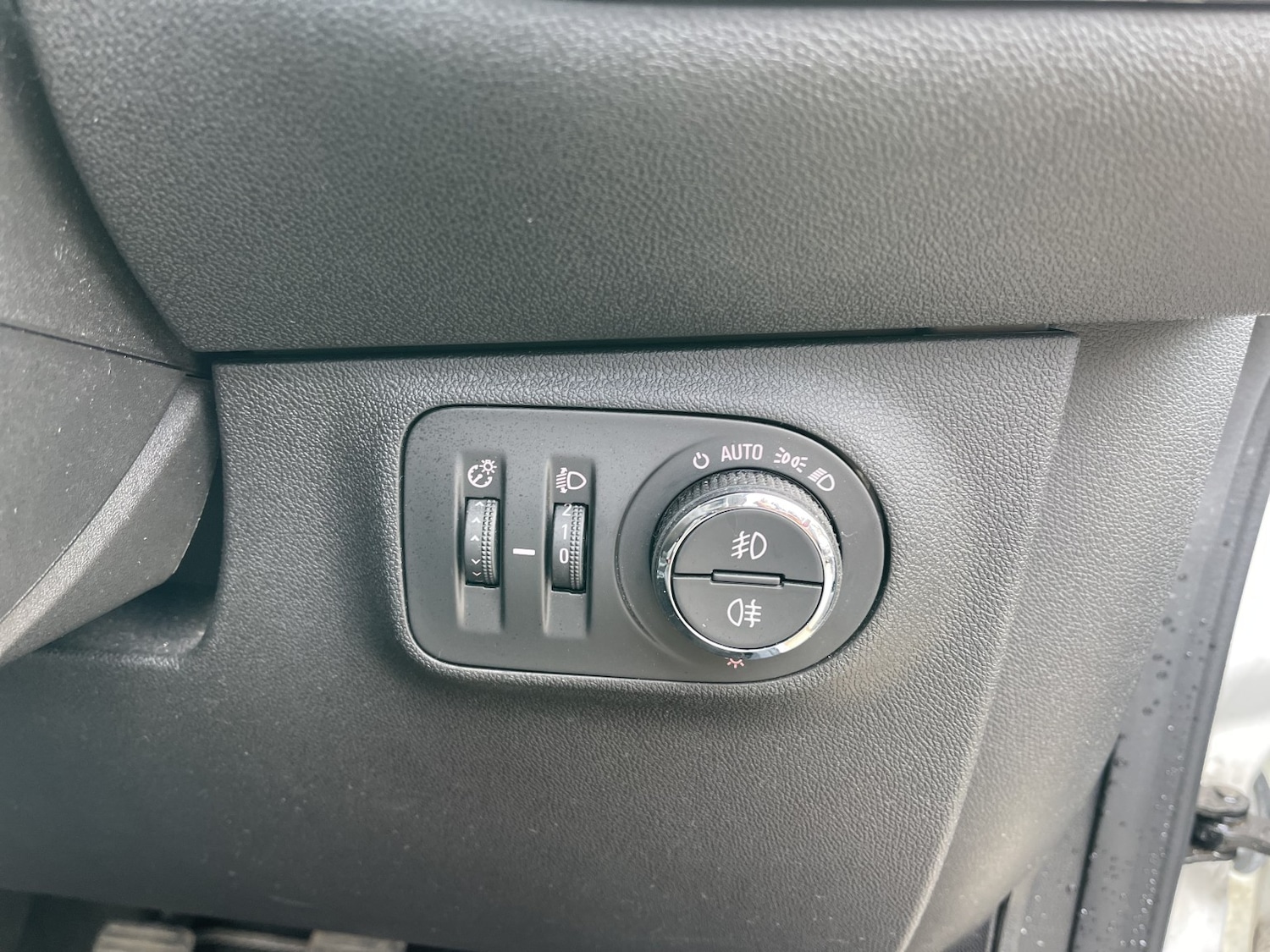 Used Vauxhall Corsa 2018 for sale - 78077852: Photo 43