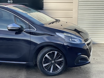 Used Peugeot 208 2016 for sale - 77166118: Photo