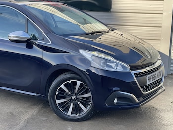 Used Peugeot 208 2016 for sale - 77166118: Photo