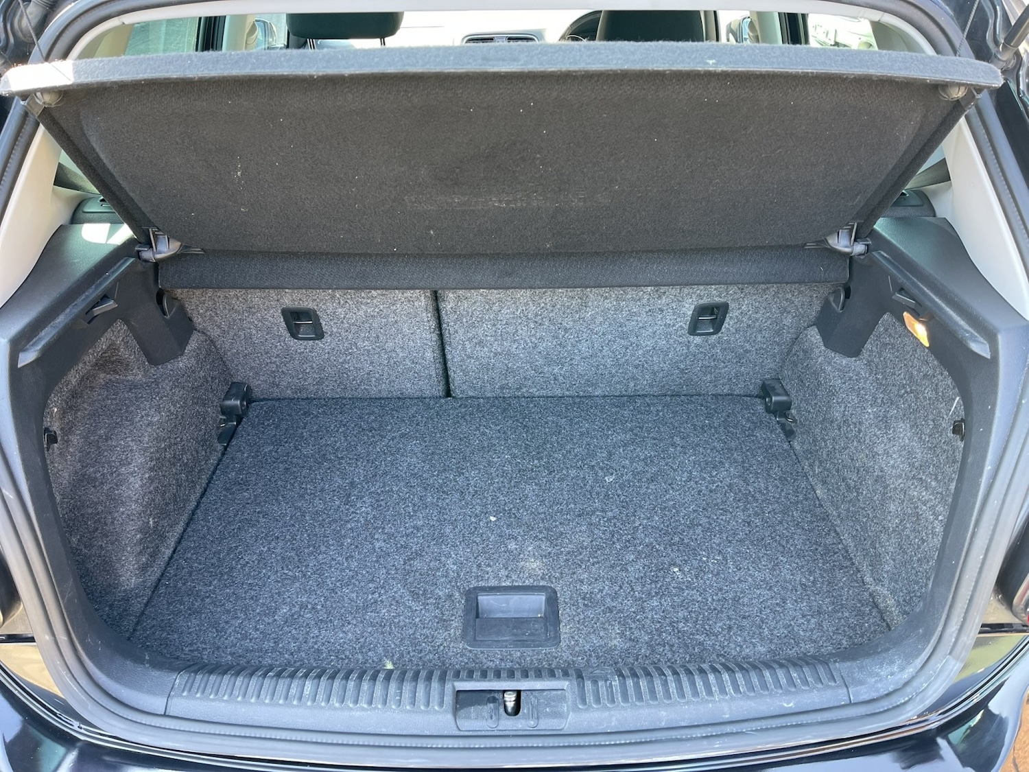 Used Volkswagen Polo 2017 for sale - 78031780: Photo 43