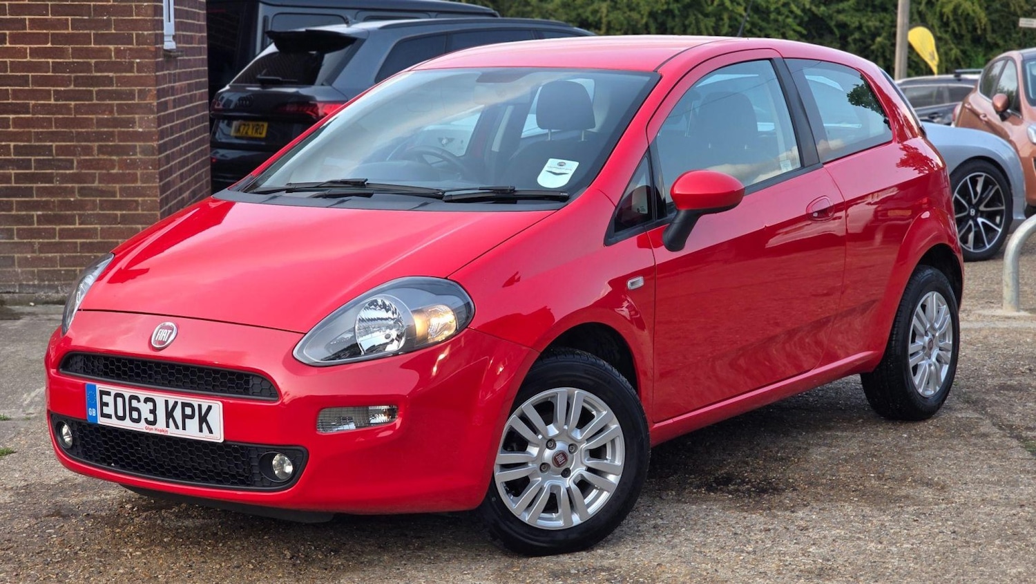 Used Fiat Punto 2013 for sale - 76305486: Photo 3