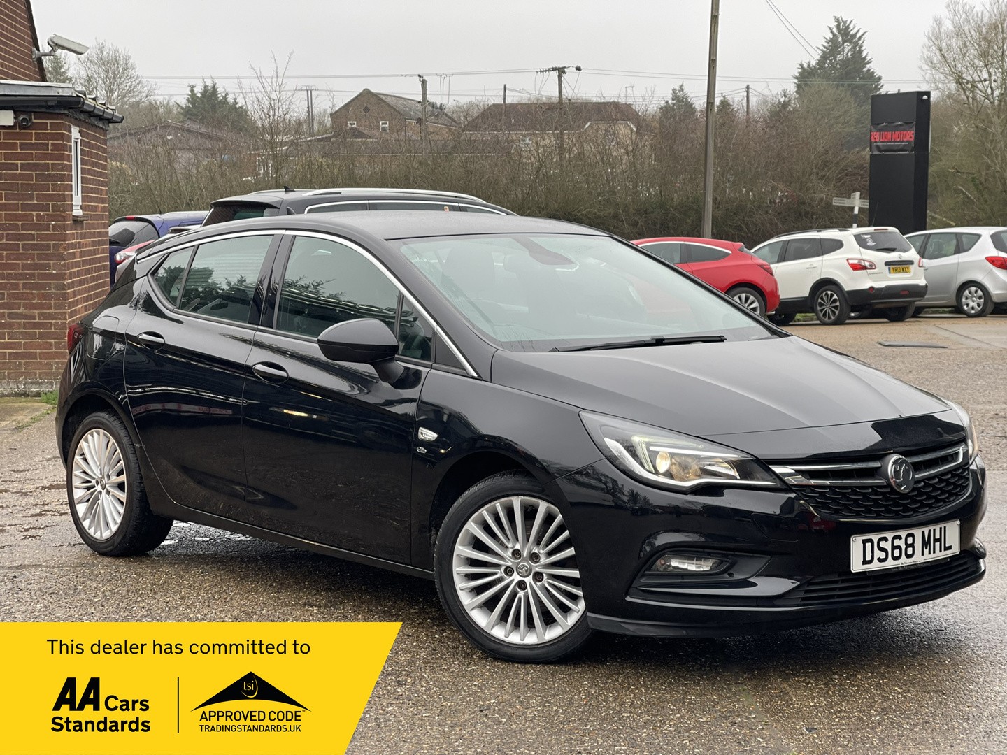 Used Vauxhall Astra 2018 for sale - 77792797: Photo 1