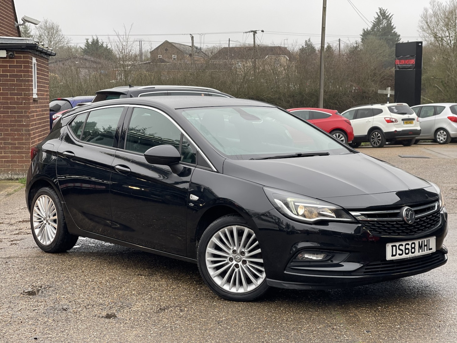 Used Vauxhall Astra 2018 for sale - 77792797: Photo 2