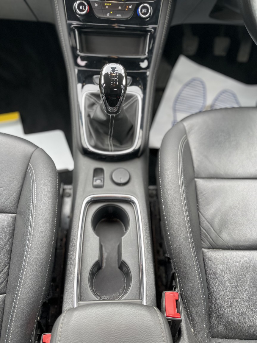 Used Vauxhall Astra 2018 for sale - 77792797: Photo 39