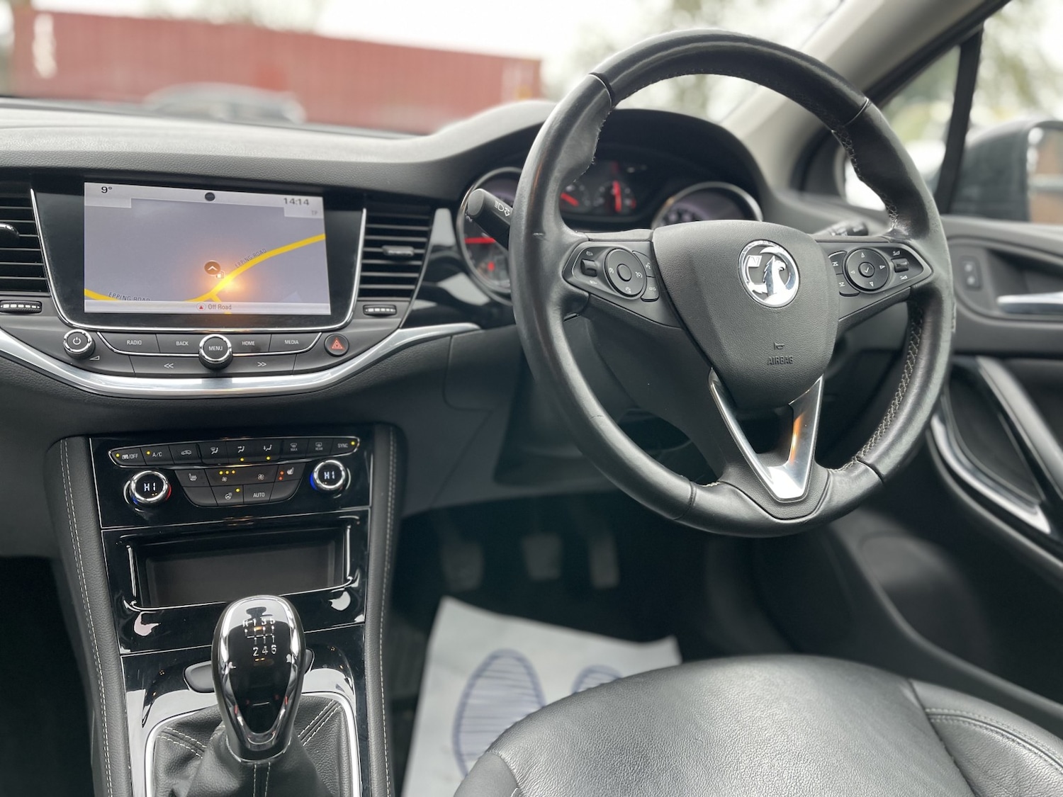 Used Vauxhall Astra 2018 for sale - 77792797: Photo 40