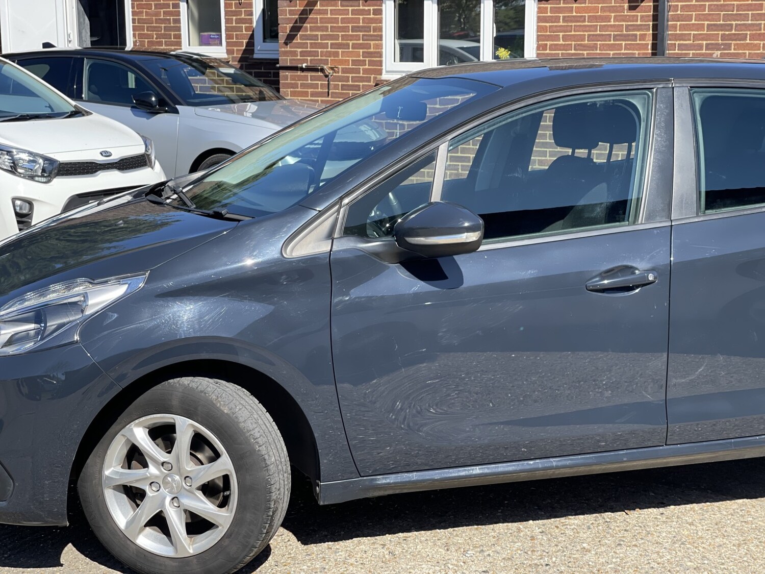 Used Peugeot 208 2017 for sale - 78176133: Photo 12