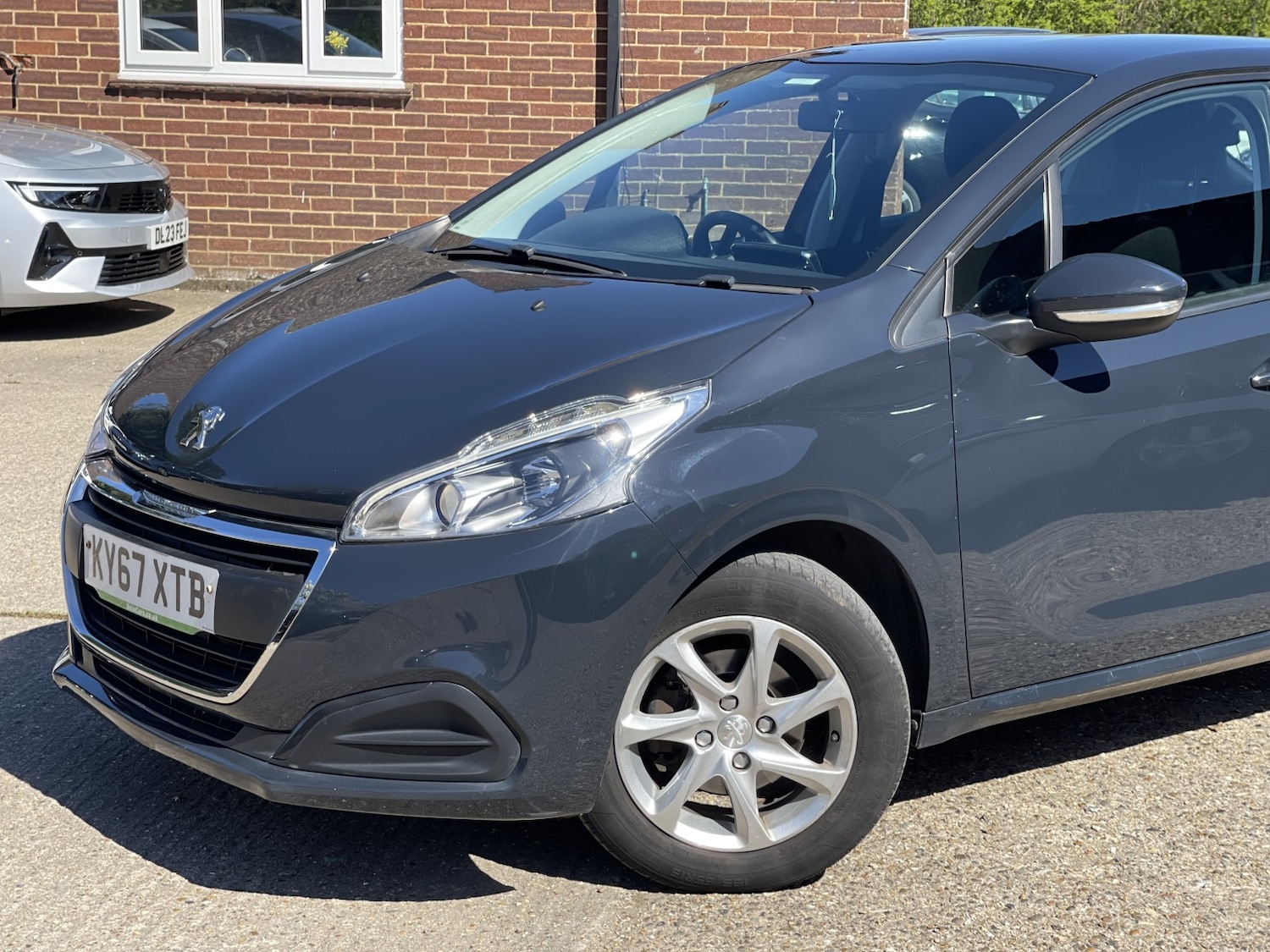 Used Peugeot 208 2017 for sale - 78176133: Photo 14