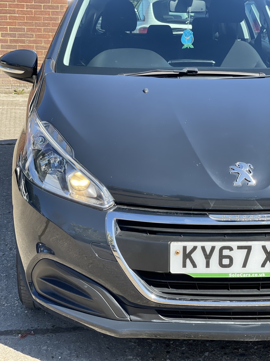 Used Peugeot 208 2017 for sale - 78176133: Photo 16