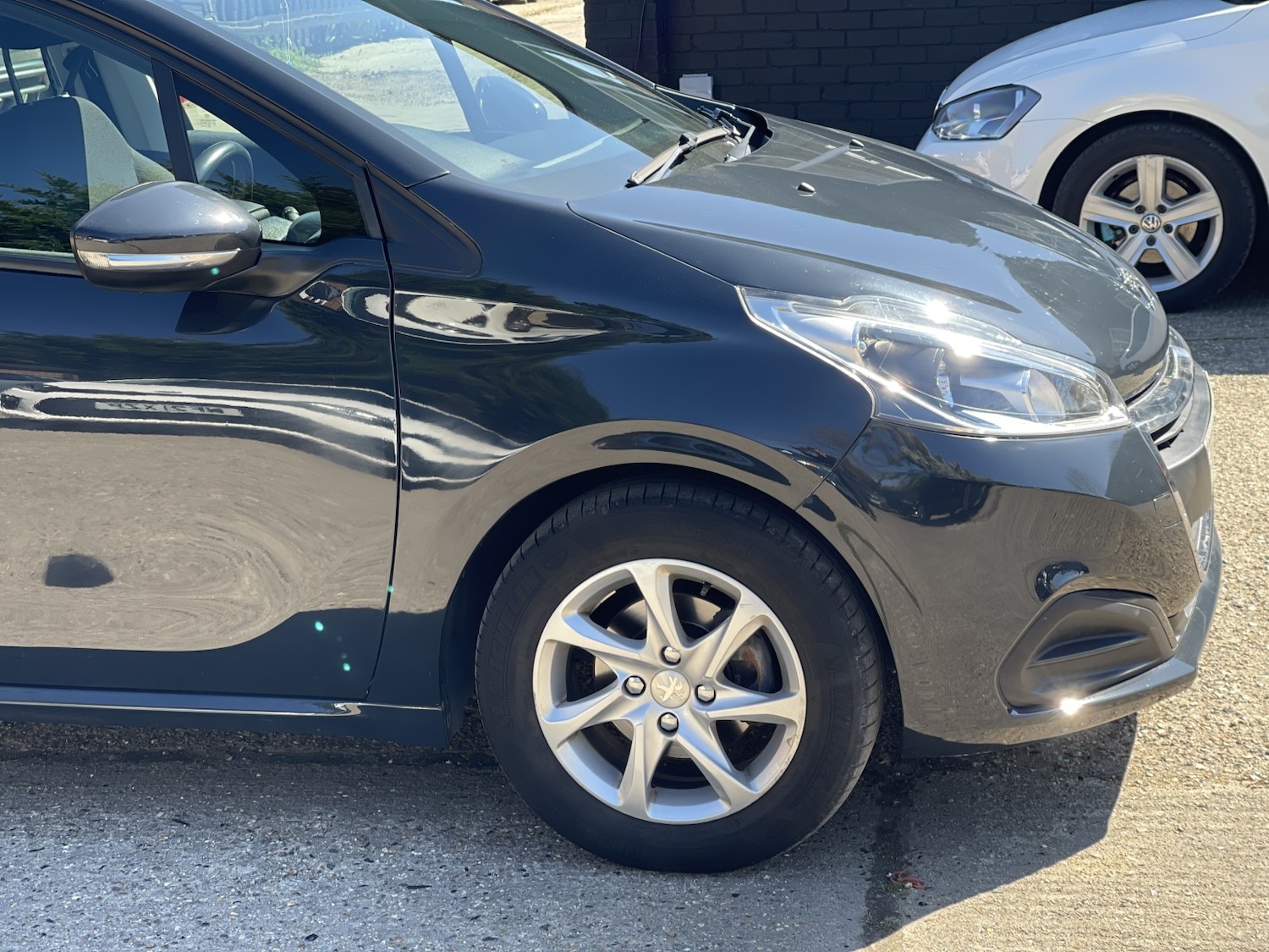 Used Peugeot 208 2017 for sale - 78176133: Photo 24