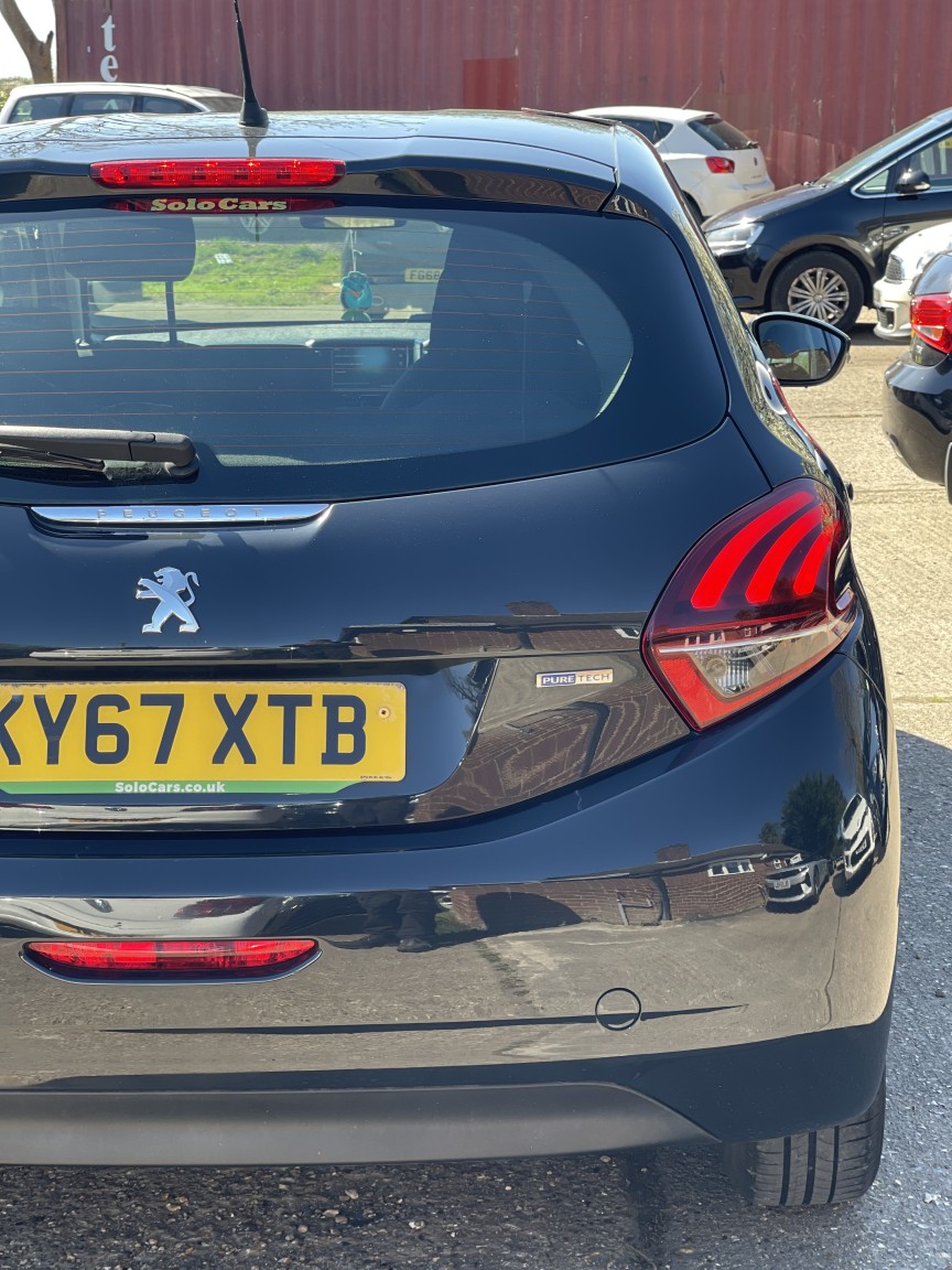 Used Peugeot 208 2017 for sale - 78176133: Photo 29