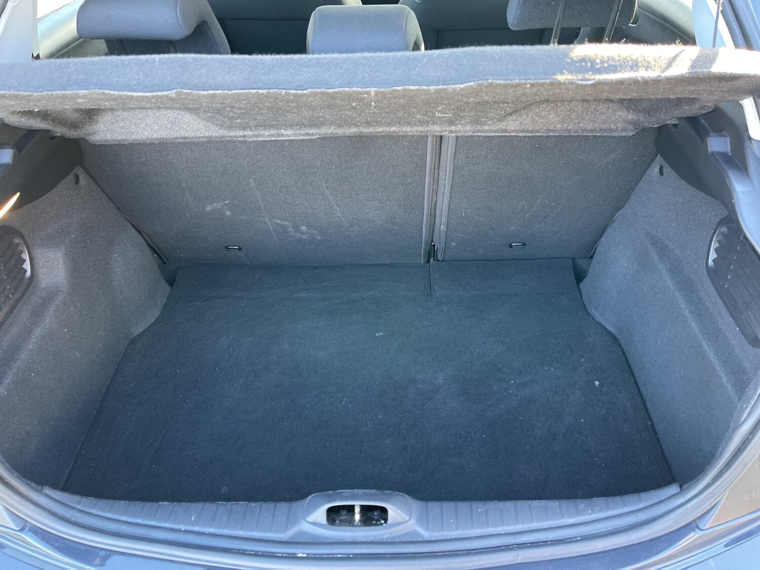 Used Peugeot 208 2017 for sale - 78176133: Photo 41